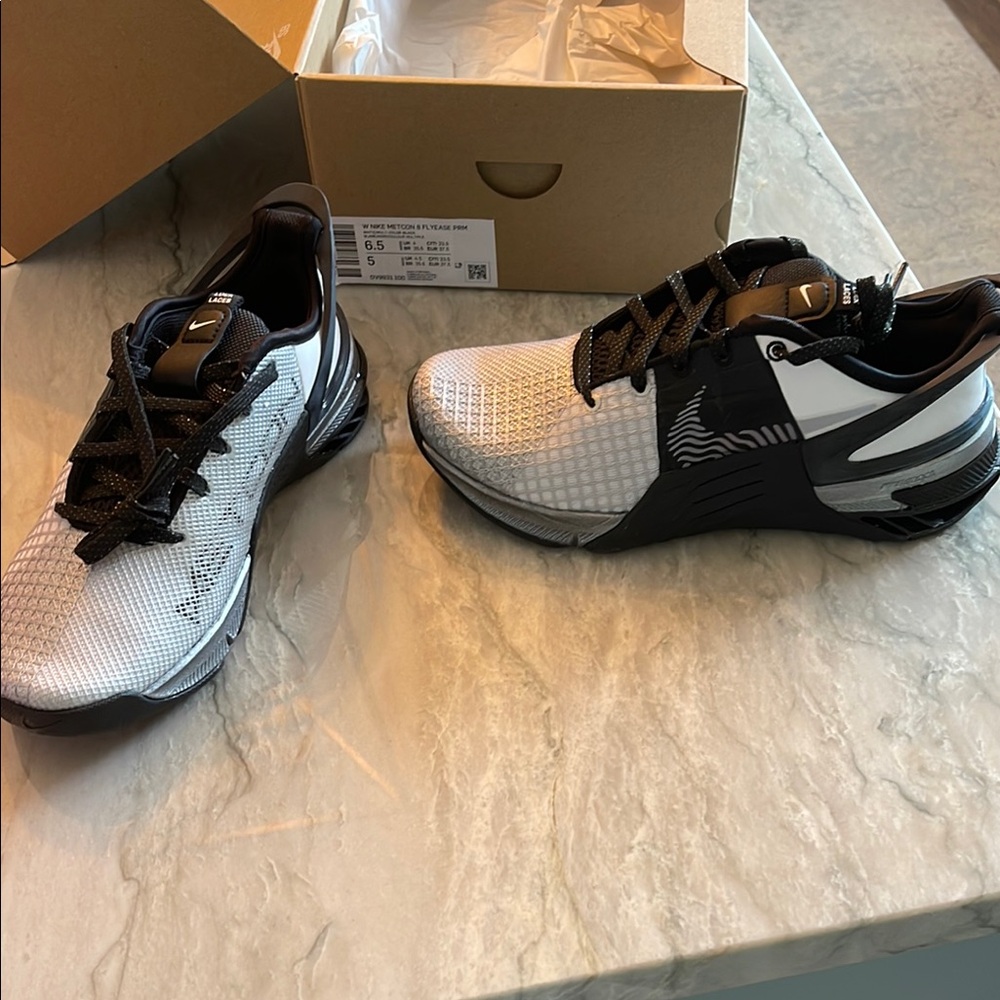 Nike Black and White Athletic Shoes